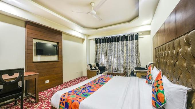 Hotel Neelam Manali Near Volvo Bus Stand Manali Ngoại thất bức ảnh