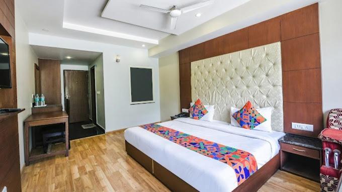 Hotel Neelam Manali Near Volvo Bus Stand Manali Ngoại thất bức ảnh