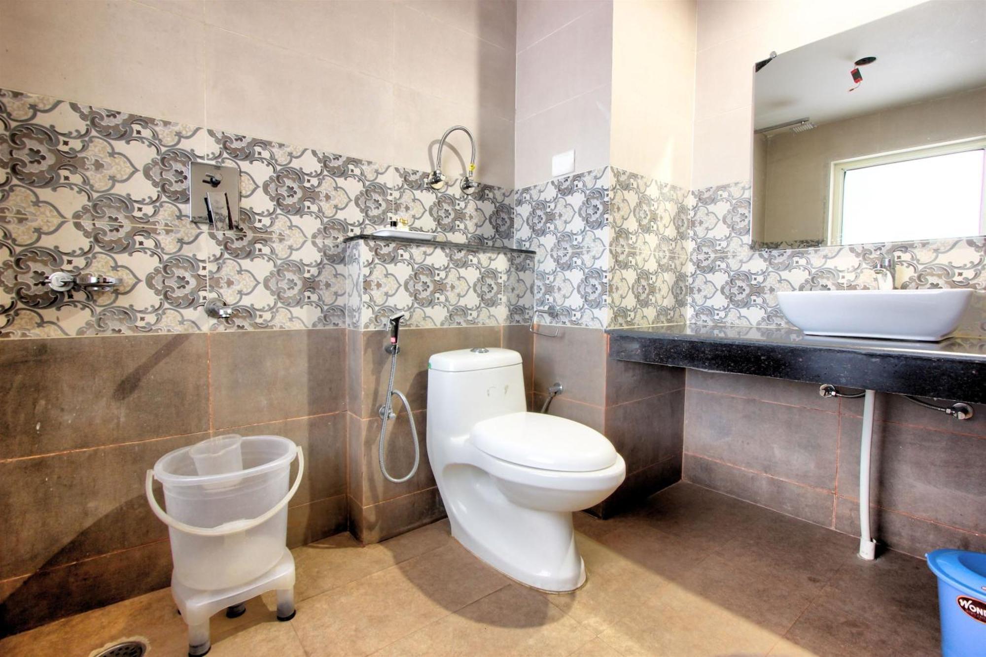Hotel Neelam Manali Near Volvo Bus Stand Manali Ngoại thất bức ảnh